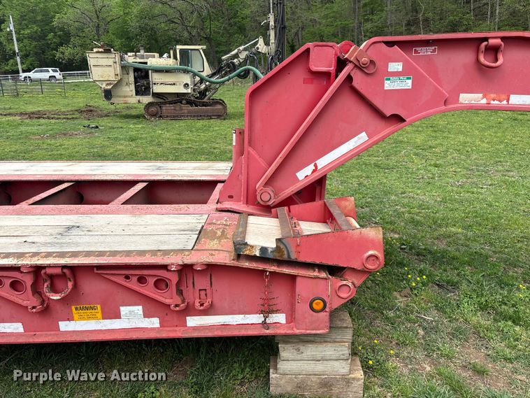 image for item EO4184 2001 Talbert lowboy equipment trailer