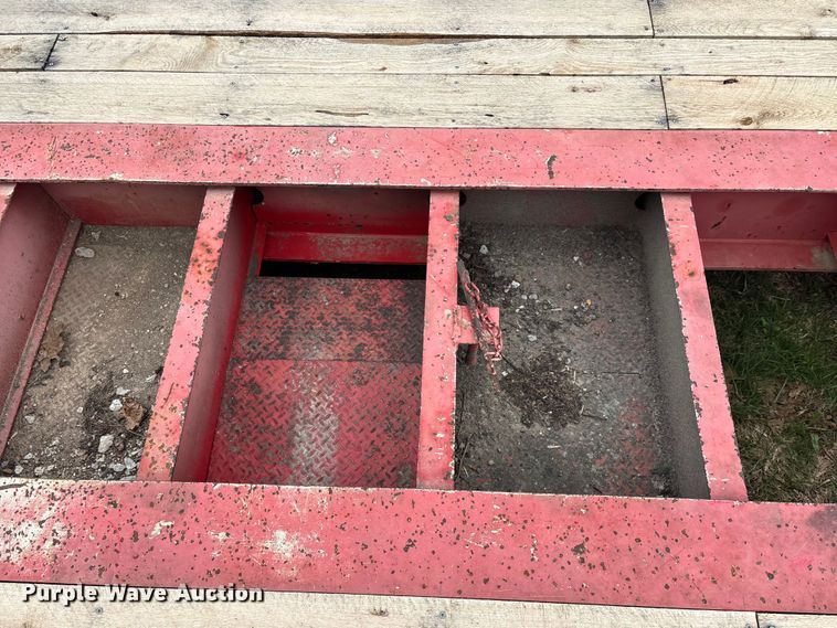 image for item EO4184 2001 Talbert lowboy equipment trailer