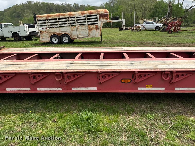 image for item EO4184 2001 Talbert lowboy equipment trailer