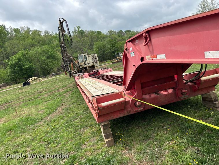 image for item EO4184 2001 Talbert lowboy equipment trailer