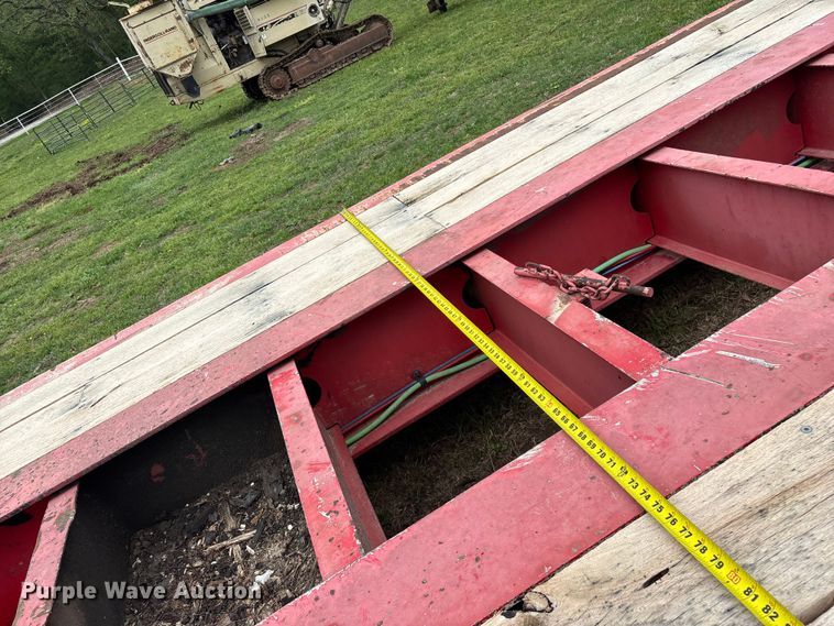 image for item EO4184 2001 Talbert lowboy equipment trailer