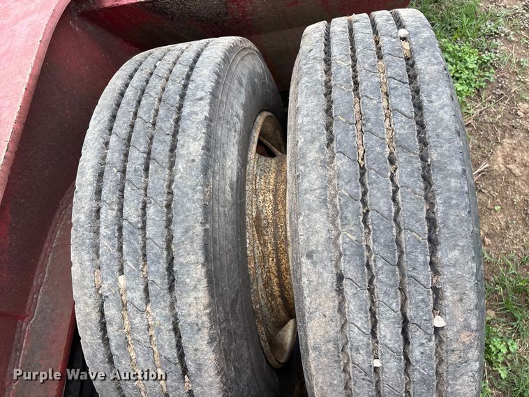 image for item EO4184 2001 Talbert lowboy equipment trailer