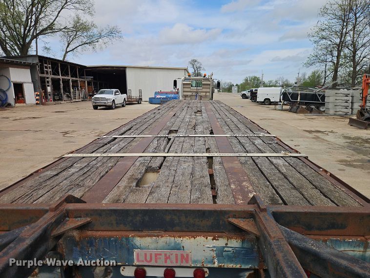 image for item EO7239 1980 Lufkin THT-60 ST flatbed trailer