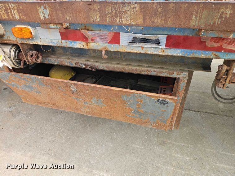 image for item EO7239 1980 Lufkin THT-60 ST flatbed trailer