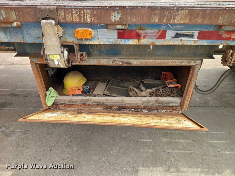 image for item EO7239 1980 Lufkin THT-60 ST flatbed trailer
