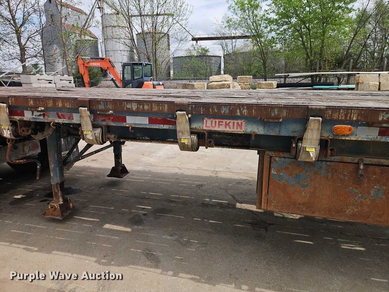 image for item EO7239 1980 Lufkin THT-60 ST flatbed trailer