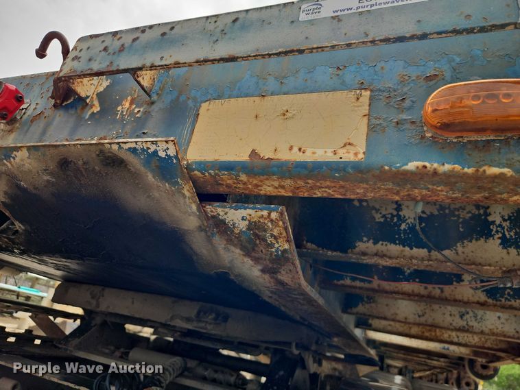 image for item EO7239 1980 Lufkin THT-60 ST flatbed trailer