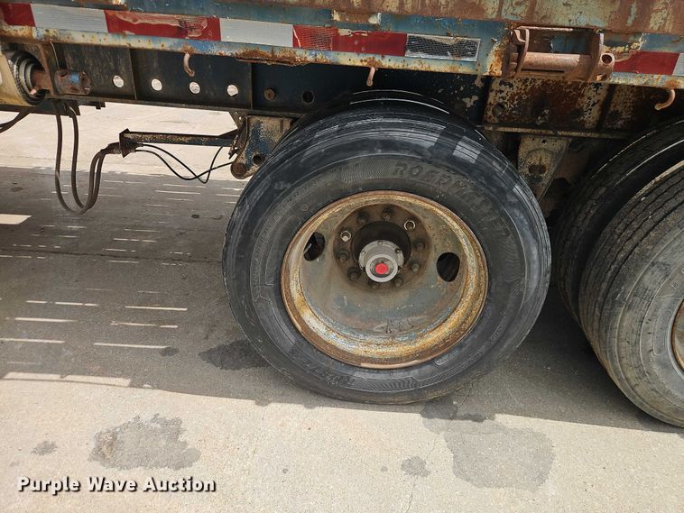 image for item EO7239 1980 Lufkin THT-60 ST flatbed trailer