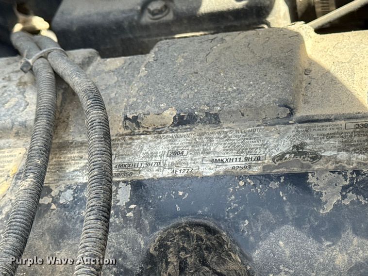 image for item EQ5022 2005 Mack CX613 semi truck