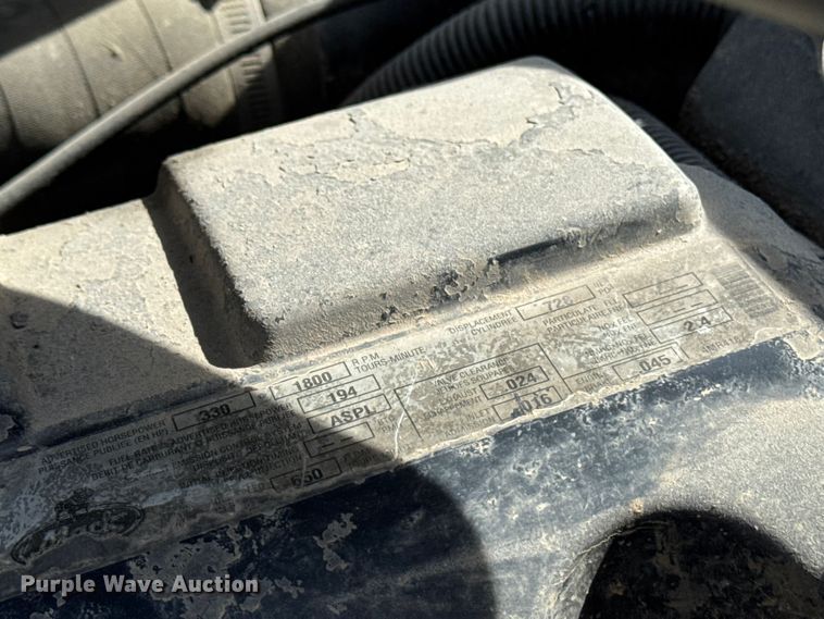 image for item EQ5022 2005 Mack CX613 semi truck