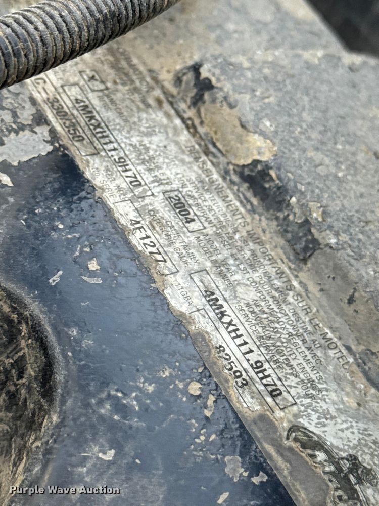 image for item EQ5022 2005 Mack CX613 semi truck