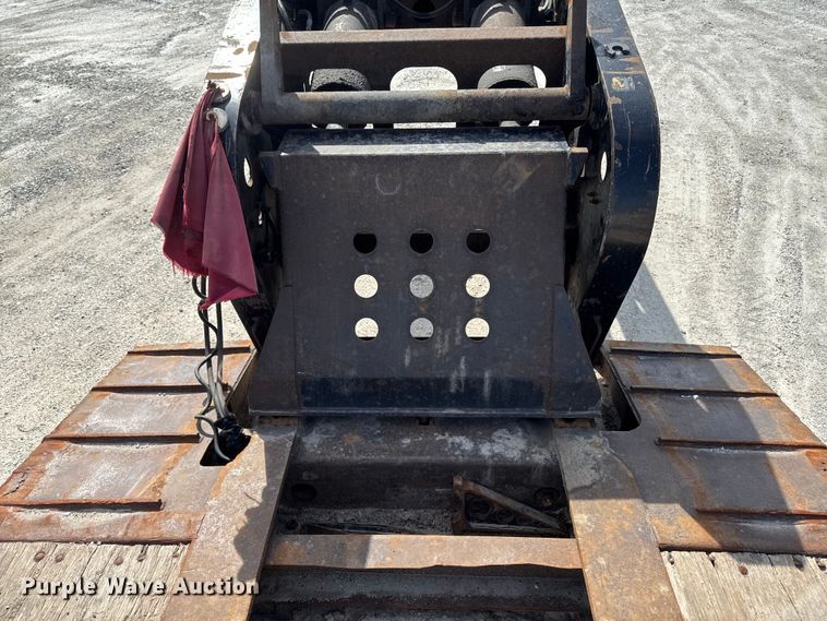 image for item EQ5023 2010 Fountain Magnitude 55H 26 lowboy equipment trailer