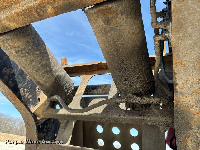 image for item EQ5023 2010 Fountain Magnitude 55H 26 lowboy equipment trailer