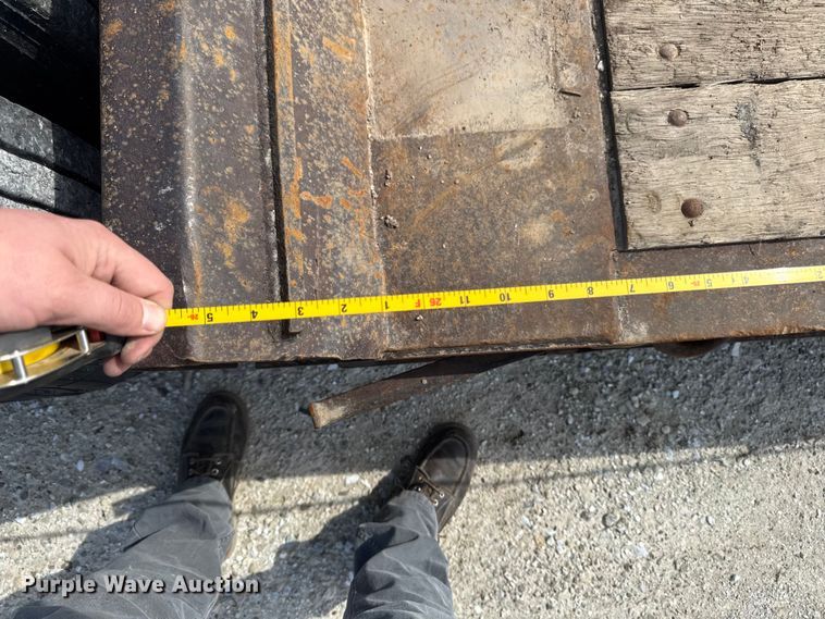 image for item EQ5023 2010 Fountain Magnitude 55H 26 lowboy equipment trailer