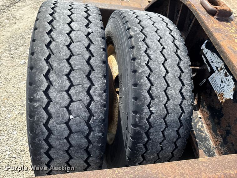 image for item EQ5023 2010 Fountain Magnitude 55H 26 lowboy equipment trailer