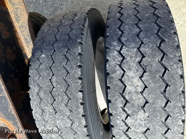 image for item EQ5023 2010 Fountain Magnitude 55H 26 lowboy equipment trailer