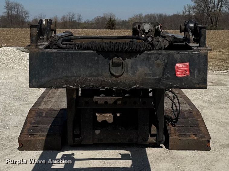 image for item EQ5024 2009 Fountain Magnitude 55H 26 lowboy equipment trailer