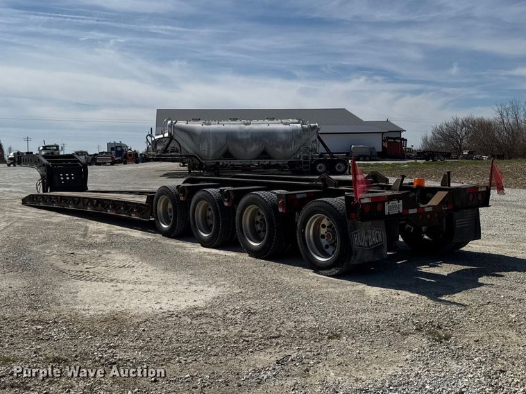 image for item EQ5024 2009 Fountain Magnitude 55H 26 lowboy equipment trailer