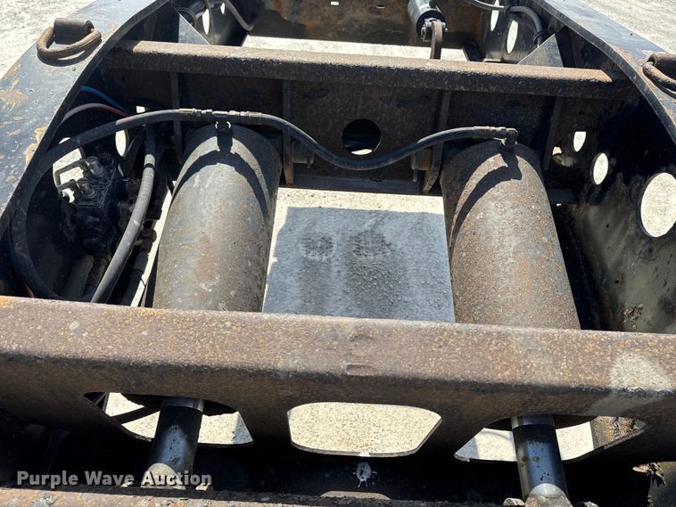 image for item EQ5024 2009 Fountain Magnitude 55H 26 lowboy equipment trailer