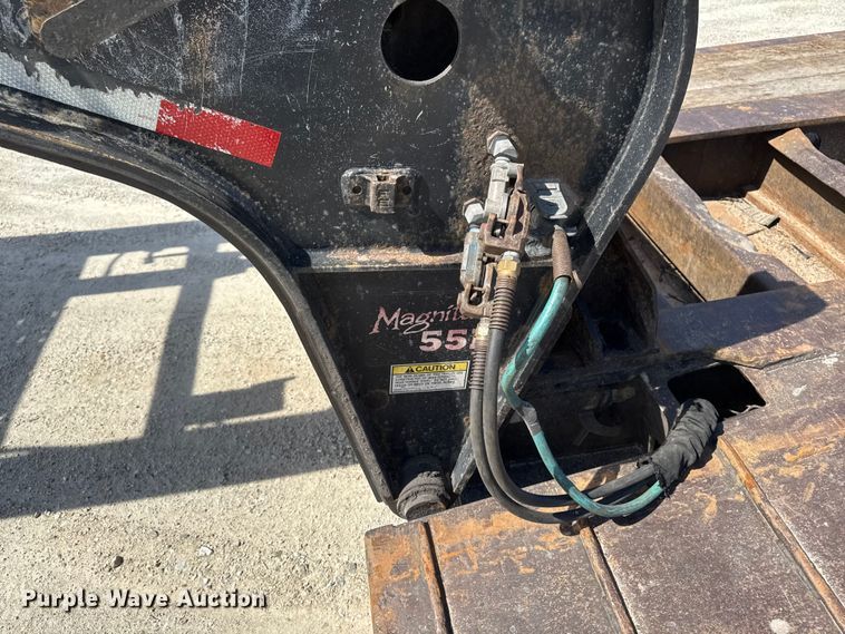 image for item EQ5024 2009 Fountain Magnitude 55H 26 lowboy equipment trailer