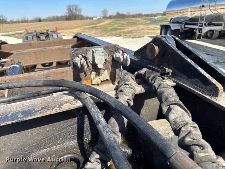 image for item EQ5024 2009 Fountain Magnitude 55H 26 lowboy equipment trailer