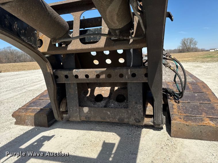 image for item EQ5024 2009 Fountain Magnitude 55H 26 lowboy equipment trailer