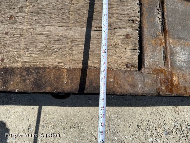 image for item EQ5024 2009 Fountain Magnitude 55H 26 lowboy equipment trailer