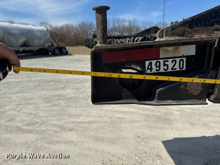 image for item EQ5024 2009 Fountain Magnitude 55H 26 lowboy equipment trailer