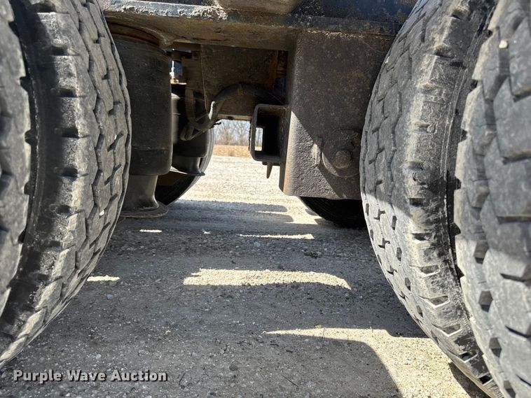 image for item EQ5024 2009 Fountain Magnitude 55H 26 lowboy equipment trailer