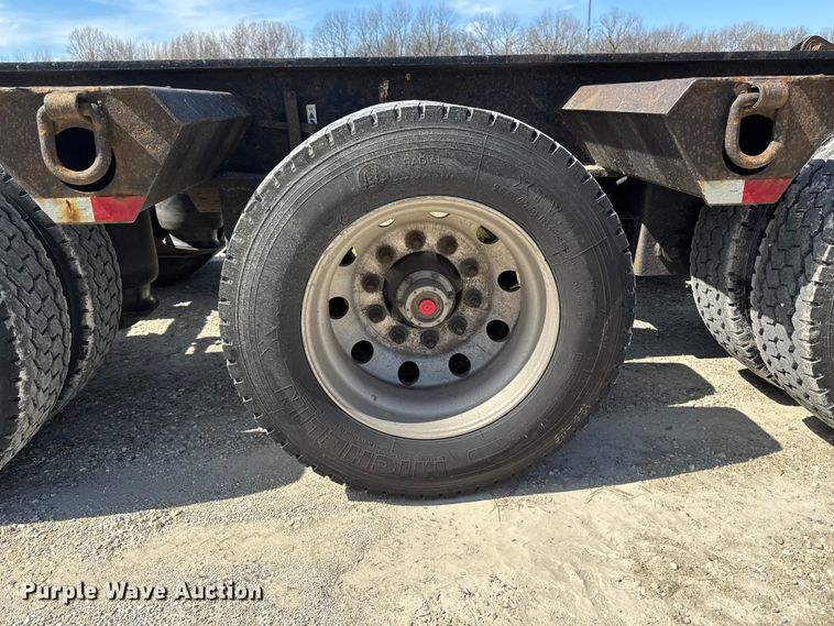 image for item EQ5024 2009 Fountain Magnitude 55H 26 lowboy equipment trailer