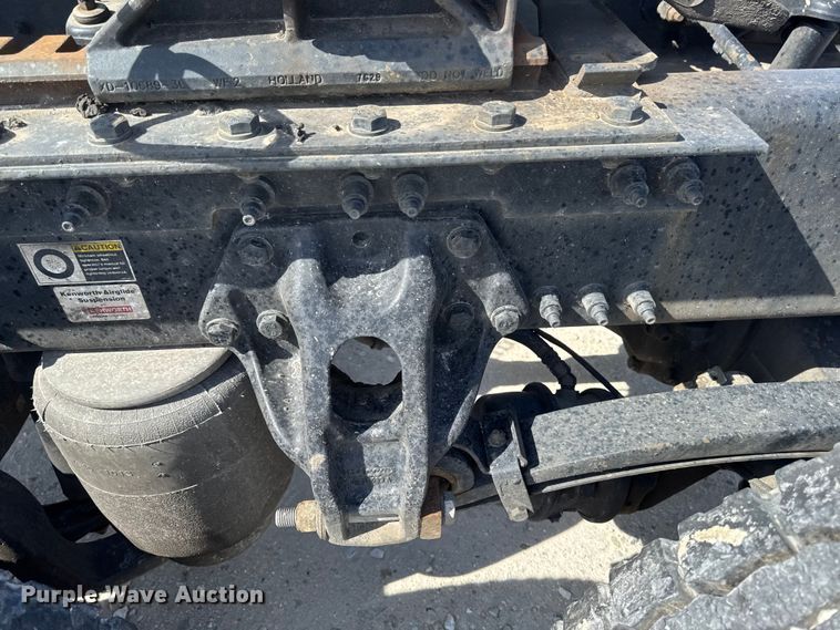 image for item EQ5025 2019 Kenworth T680 semi truck