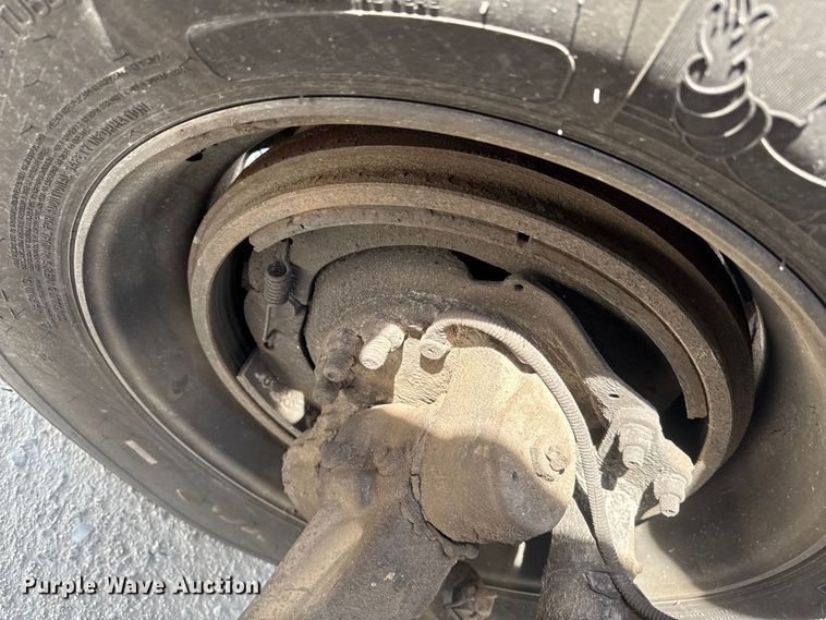 image for item EQ5025 2019 Kenworth T680 semi truck