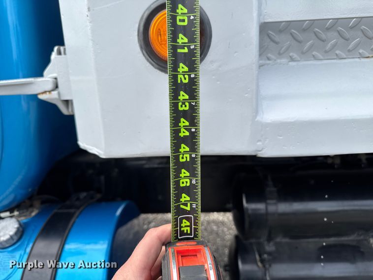 image for item EQ5026 1991 Mack RD dump truck