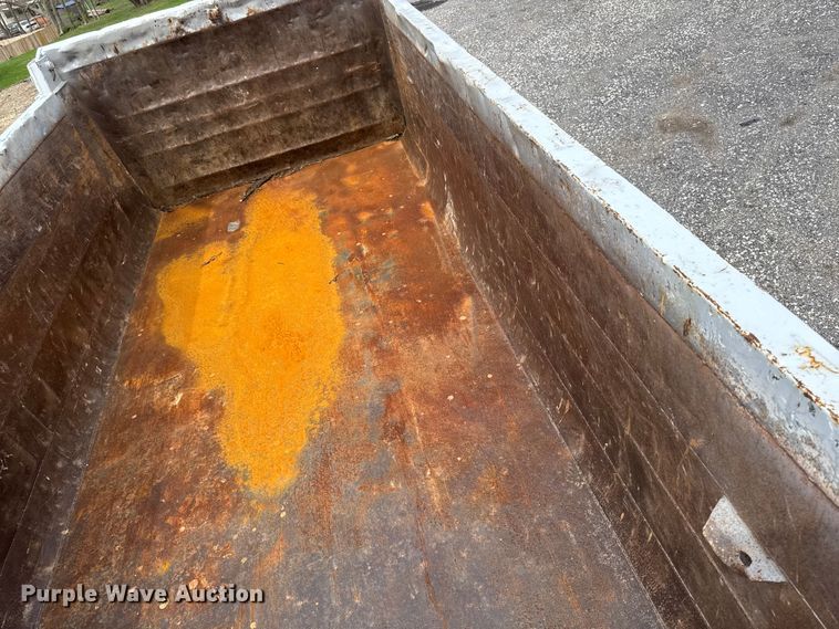 image for item EQ5026 1991 Mack RD dump truck