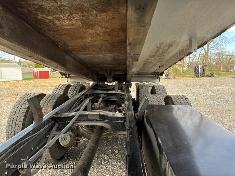 image for item EQ5026 1991 Mack RD dump truck