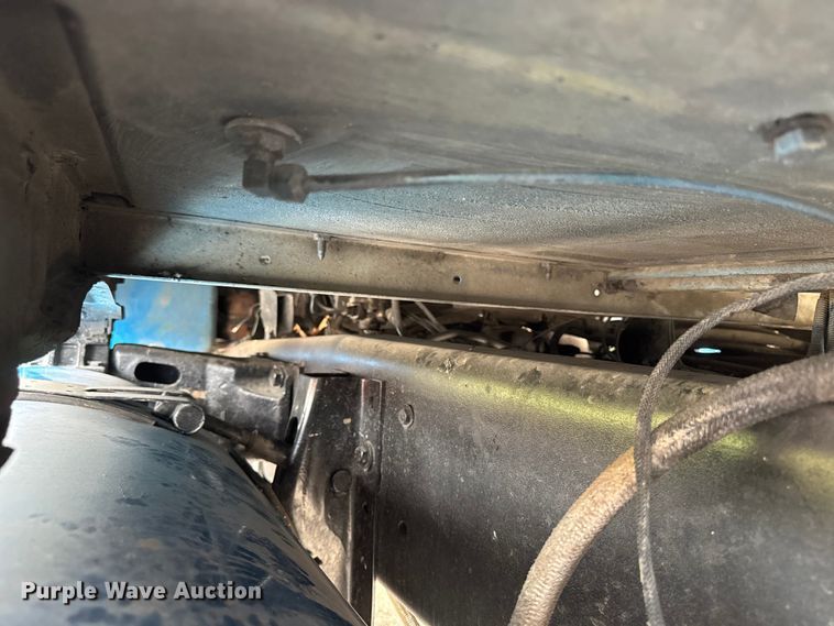 image for item EQ5026 1991 Mack RD dump truck