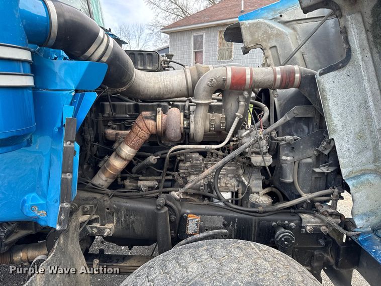 image for item EQ5026 1991 Mack RD dump truck