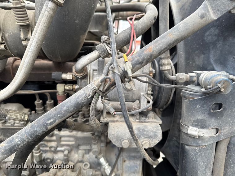 image for item EQ5026 1991 Mack RD dump truck