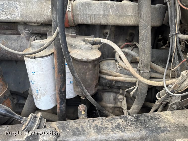 image for item EQ5026 1991 Mack RD dump truck