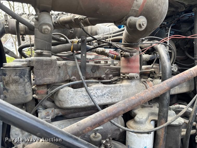 image for item EQ5026 1991 Mack RD dump truck