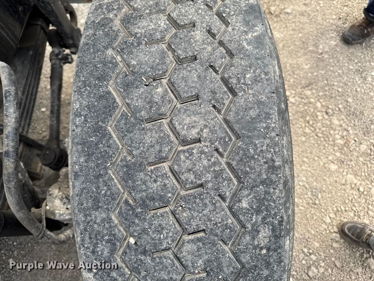 image for item EQ5026 1991 Mack RD dump truck