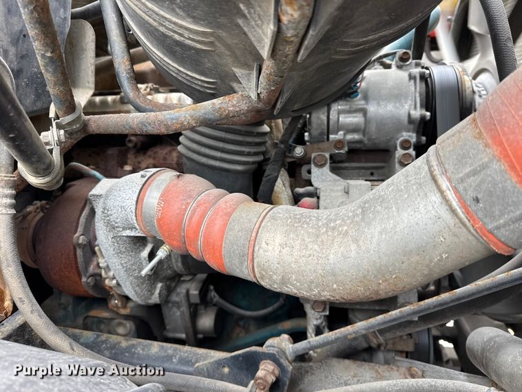 image for item ER0406 2005 International 7400 sewer jetter truck