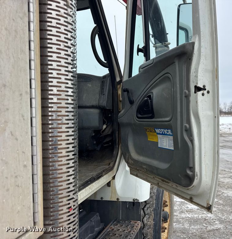 image for item ER0406 2005 International 7400 sewer jetter truck
