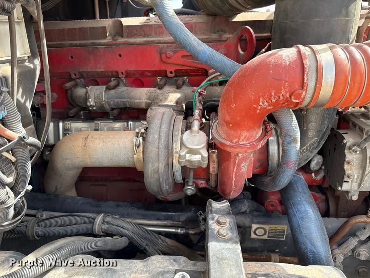 image for item ES5883 2006 Kenworth T2000 semi truck