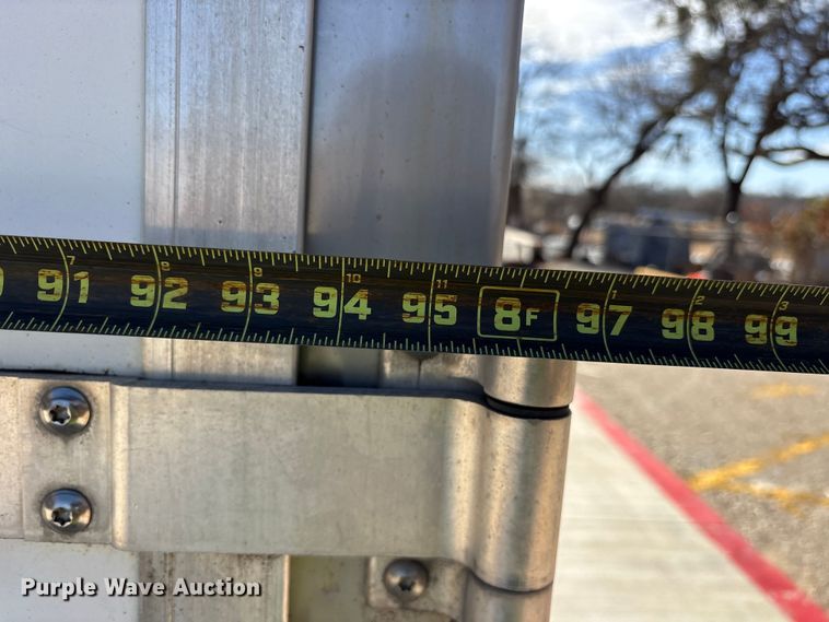 image for item ES8584 2006 International 7400 box truck