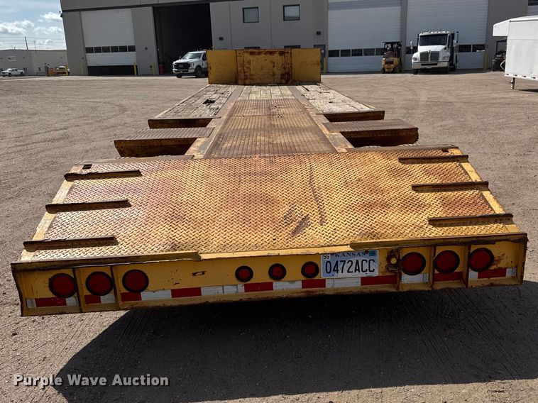 image for item ET1970 2002 Neville Built drop deck equipment trailer