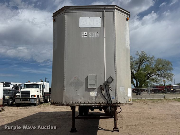 image for item ET1971 1981 Monon XP 65 dry van trailer