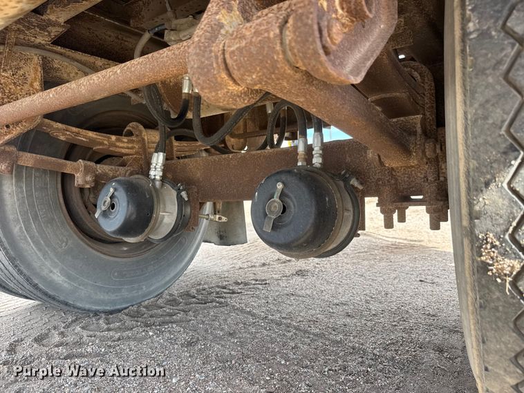 image for item ET1971 1981 Monon XP 65 dry van trailer