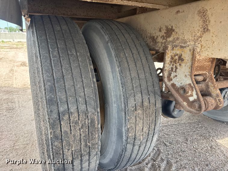 image for item ET1971 1981 Monon XP 65 dry van trailer