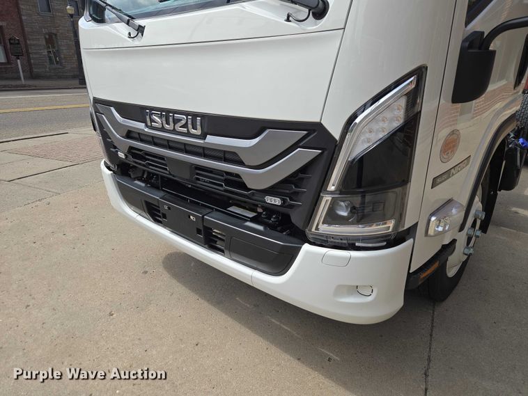 image for item ET5016 2025 Isuzu NRR truck cab and chassis